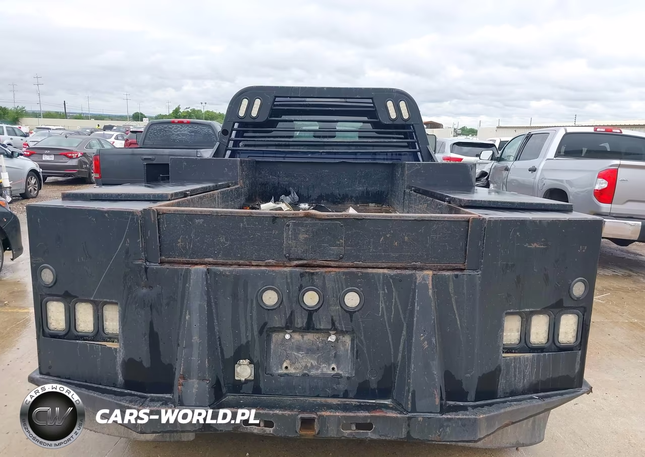 2018 Ram 3500 Chassis Tradesman-Slt-Laramie VIN:3C7WRTCLXJG286706 - 15