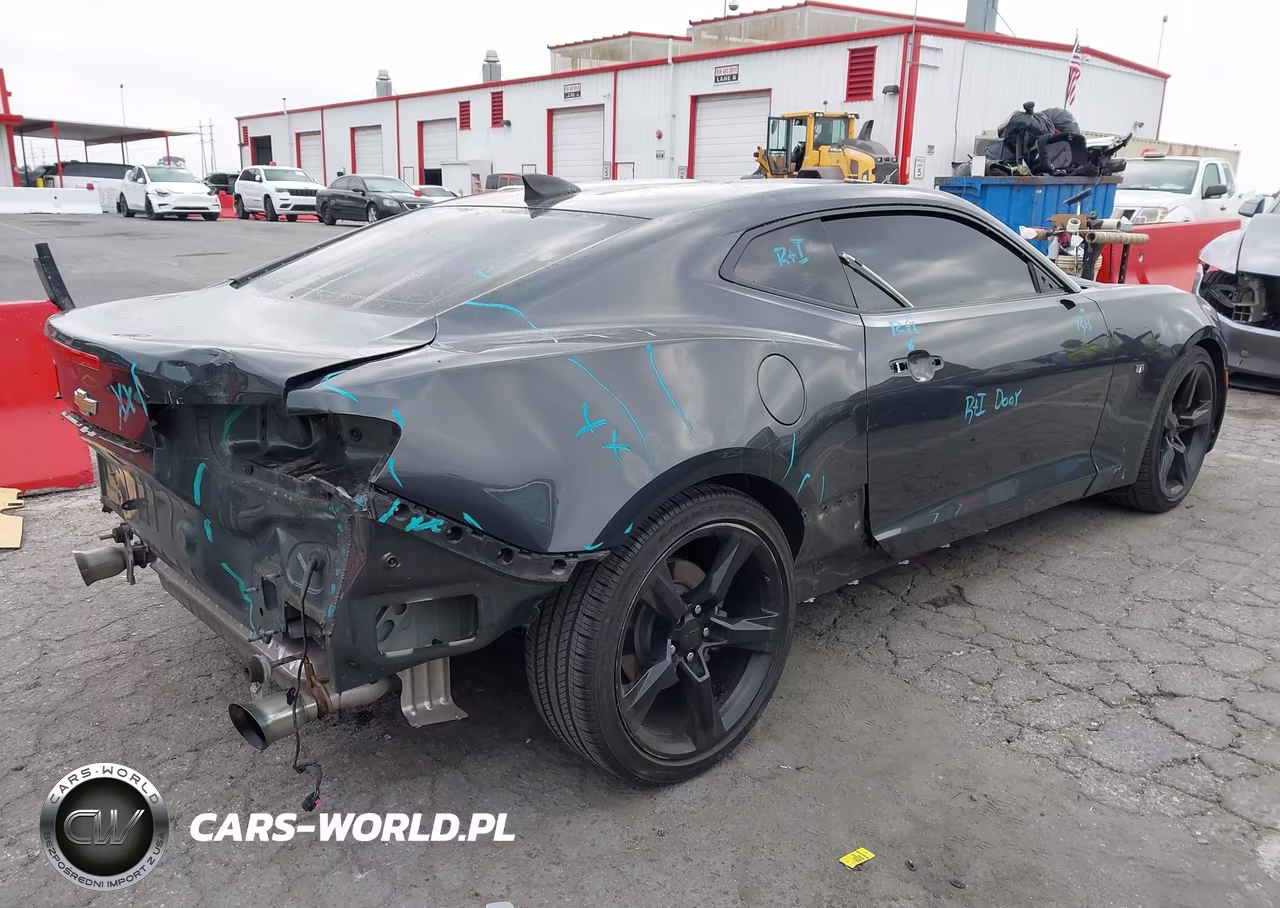 2017 Chevrolet Camaro 1Ls VIN:1G1FA1RX0H0211961 - 4