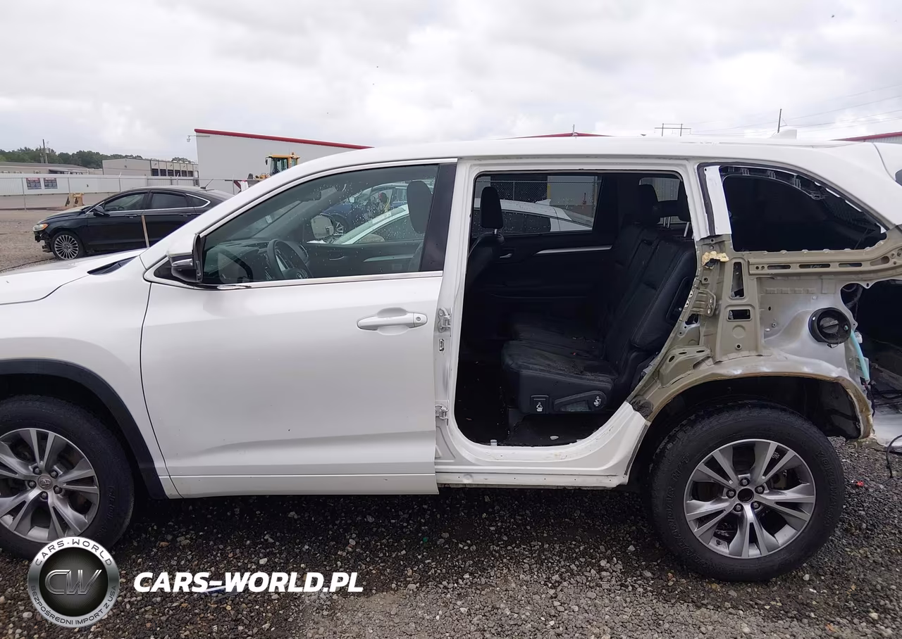 2015 Toyota Highlander Xle V6 VIN:5TDKKRFH6FS079247 - 15