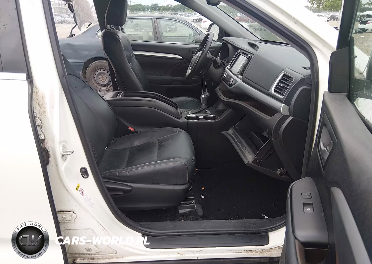 2015 Toyota Highlander Xle V6 VIN:5TDKKRFH6FS079247 - 5