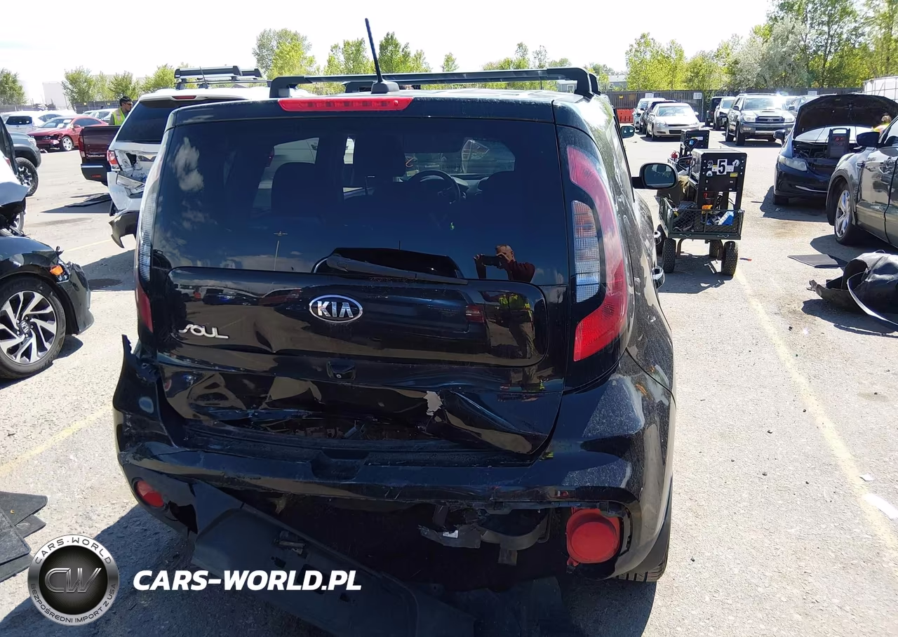 2018 Kia Soul VIN:KNDJN2A22J7524163 - 17