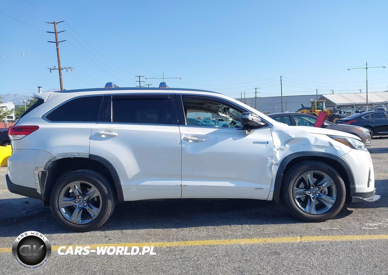 2018 Toyota Highlander Hybrid Limited Platinum VIN:5TDDGRFH7JS038595 - 13