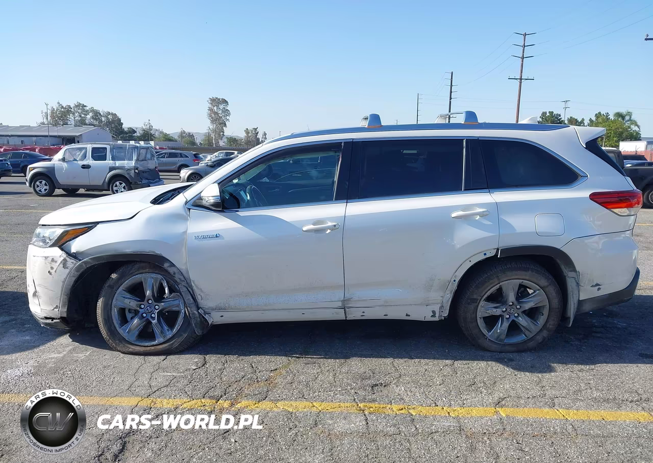 2018 Toyota Highlander Hybrid Limited Platinum VIN:5TDDGRFH7JS038595 - 14