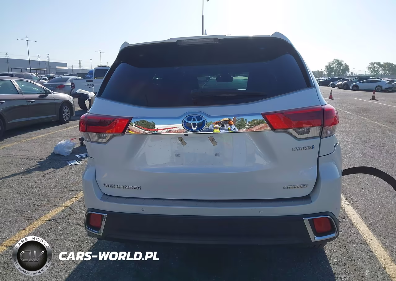 2018 Toyota Highlander Hybrid Limited Platinum VIN:5TDDGRFH7JS038595 - 16