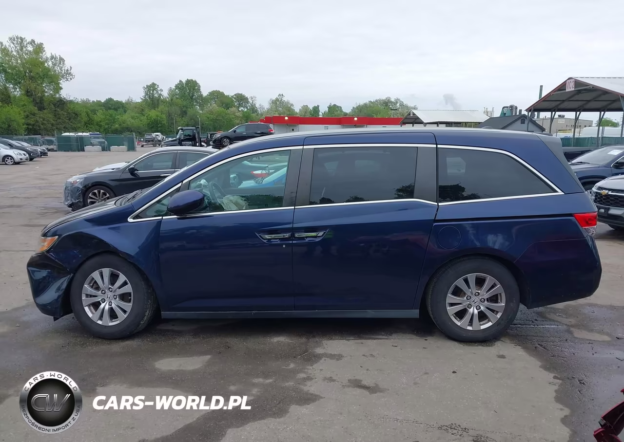 2016 Honda Odyssey Se VIN:5FNRL5H35GB144326 - 14