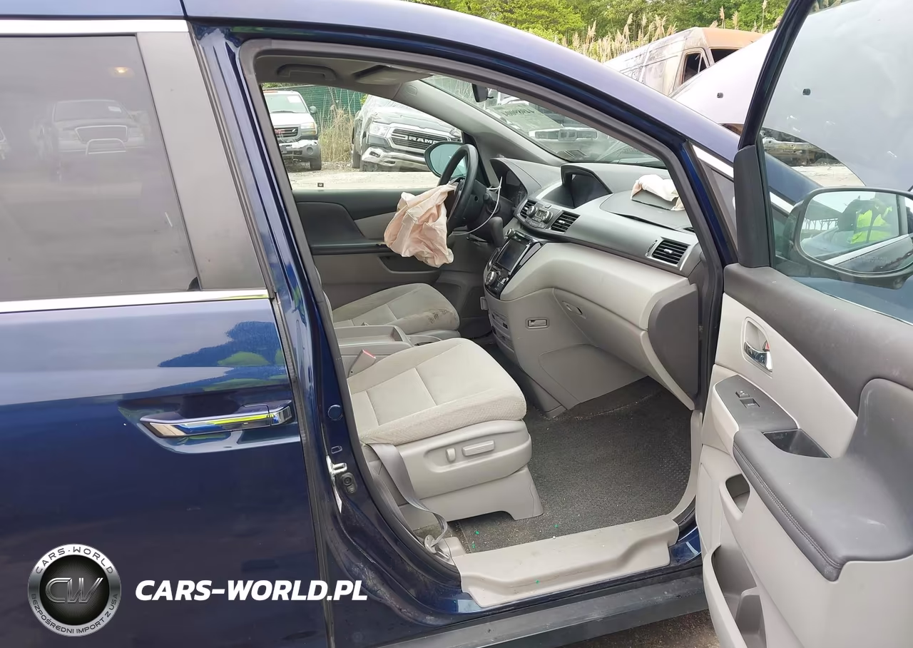 2016 Honda Odyssey Se VIN:5FNRL5H35GB144326 - 5