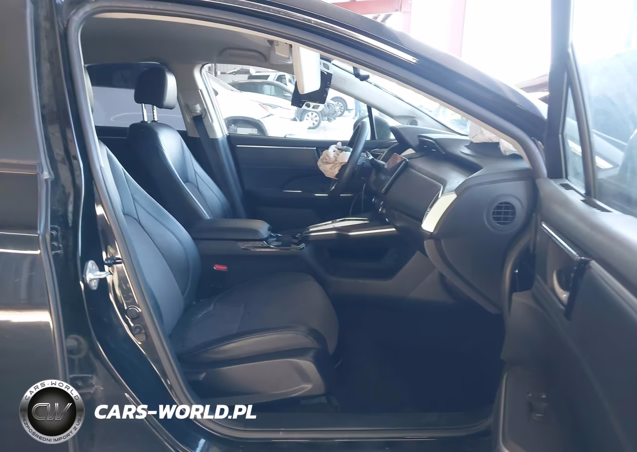 2018 Honda Clarity Plug-In Hybrid VIN:JHMZC5F17JC011619 - 5