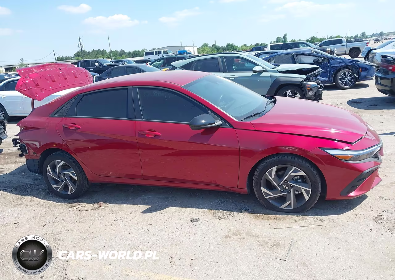2025 Hyundai Elantra Sel Sport VIN:KMHLM4DGXSU883676 - 14
