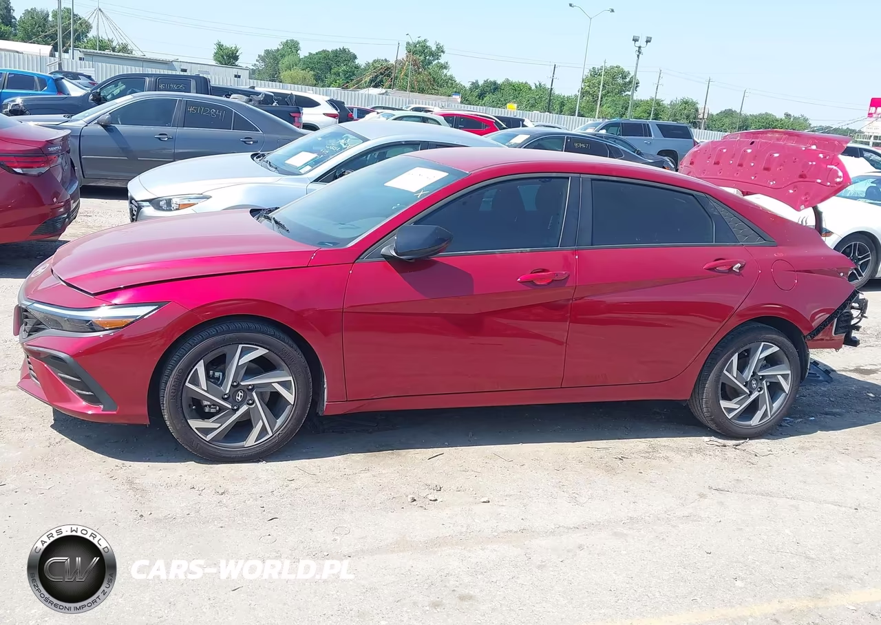 2025 Hyundai Elantra Sel Sport VIN:KMHLM4DGXSU883676 - 15