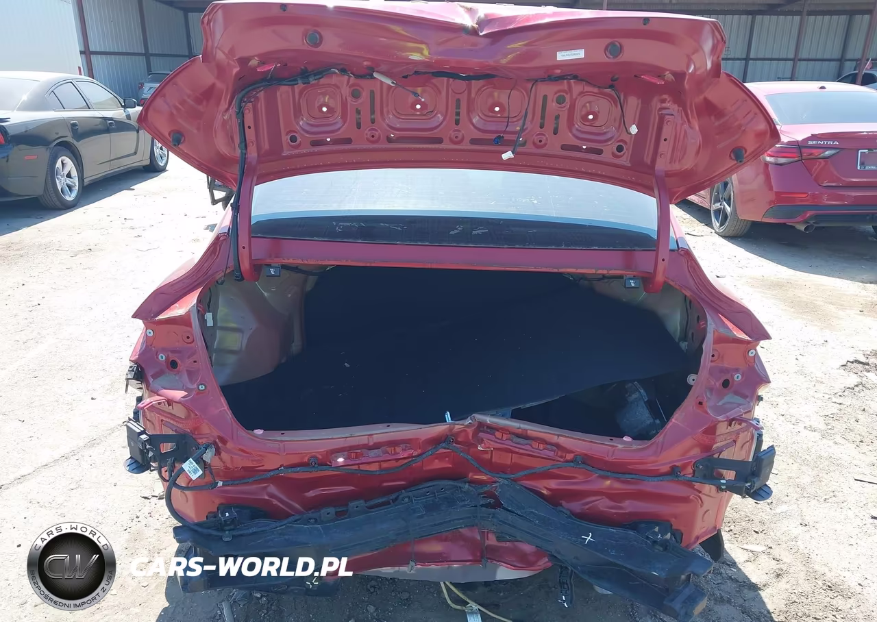 2025 Hyundai Elantra Sel Sport VIN:KMHLM4DGXSU883676 - 17