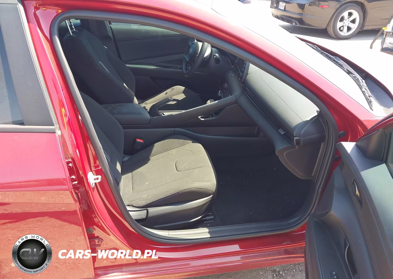 2025 Hyundai Elantra Sel Sport VIN:KMHLM4DGXSU883676 - 5