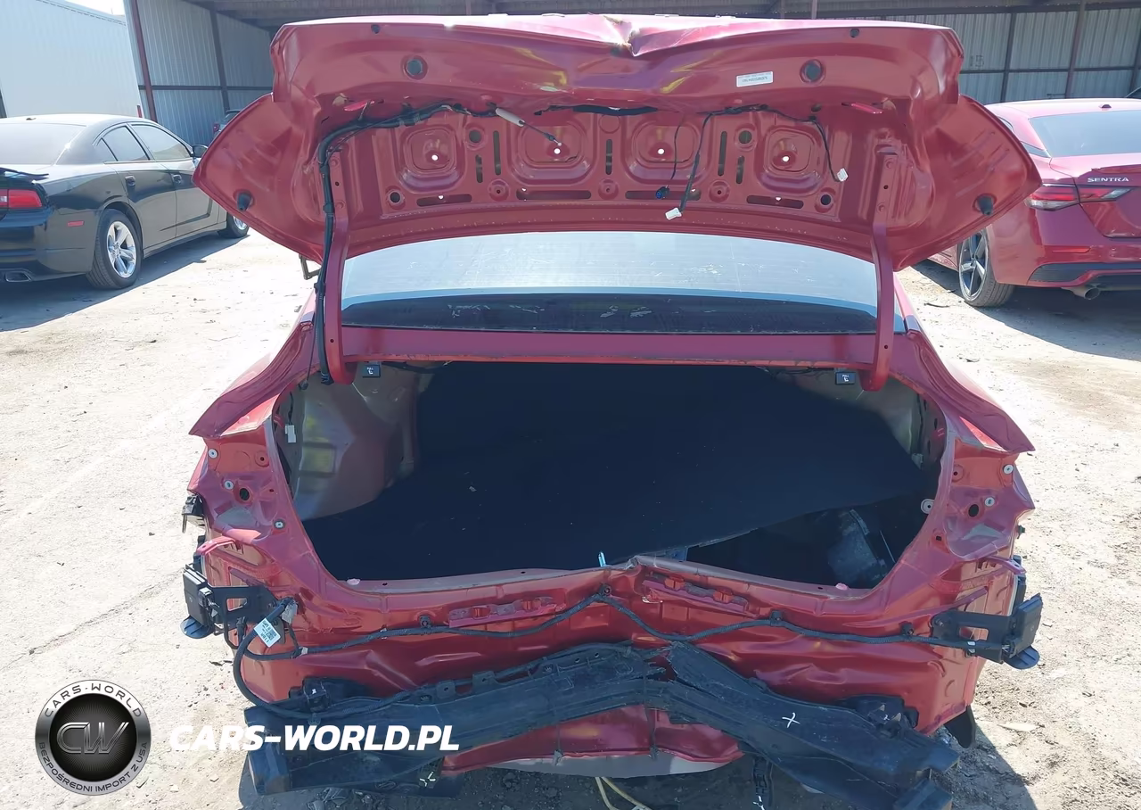 2025 Hyundai Elantra Sel Sport VIN:KMHLM4DGXSU883676 - 6