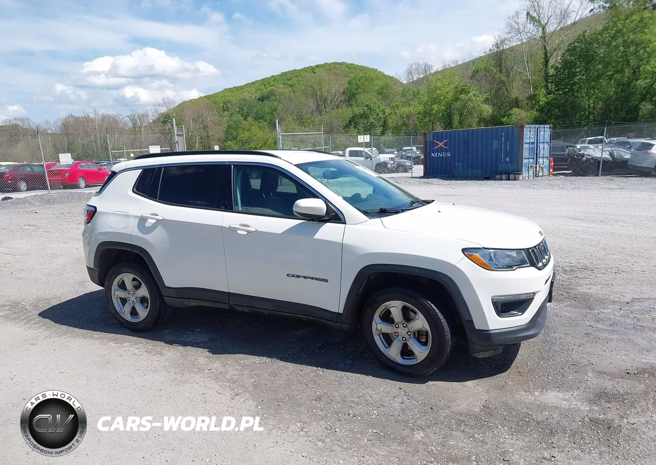2019 Jeep Compass Latitude 4X4 VIN:3C4NJDBB5KT839043 - 13