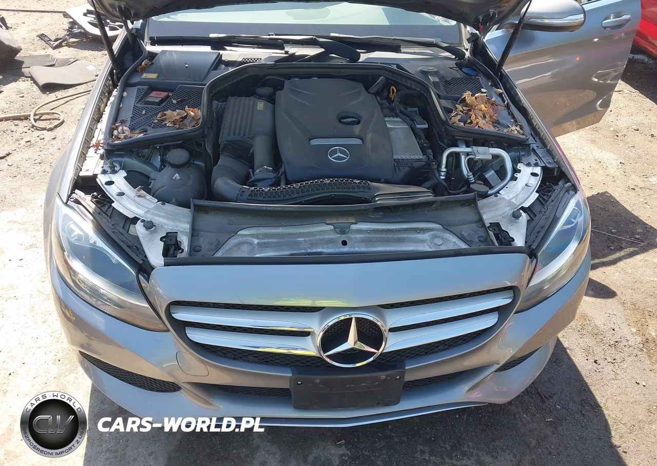 2015 Mercedes-Benz C 300 4Matic VIN:55SWF4KB0FU090404 - 10