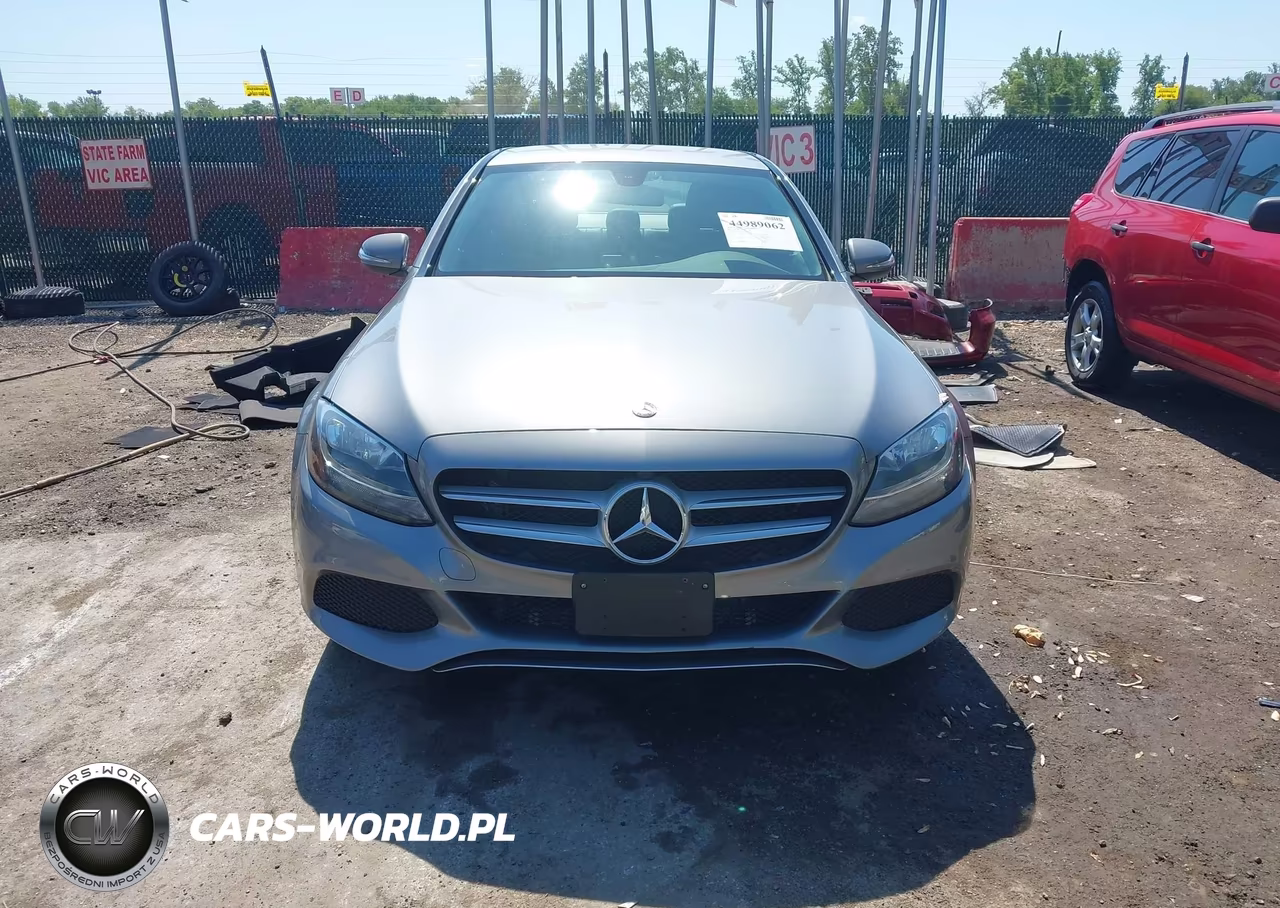 2015 Mercedes-Benz C 300 4Matic VIN:55SWF4KB0FU090404 - 13