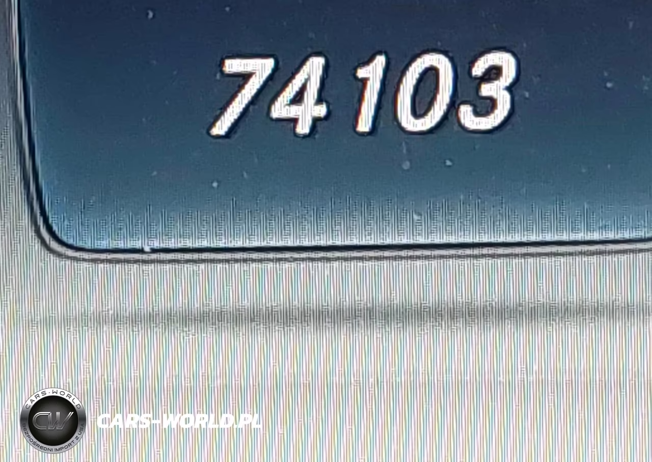 2015 Mercedes-Benz C 300 4Matic VIN:55SWF4KB0FU090404 - 16