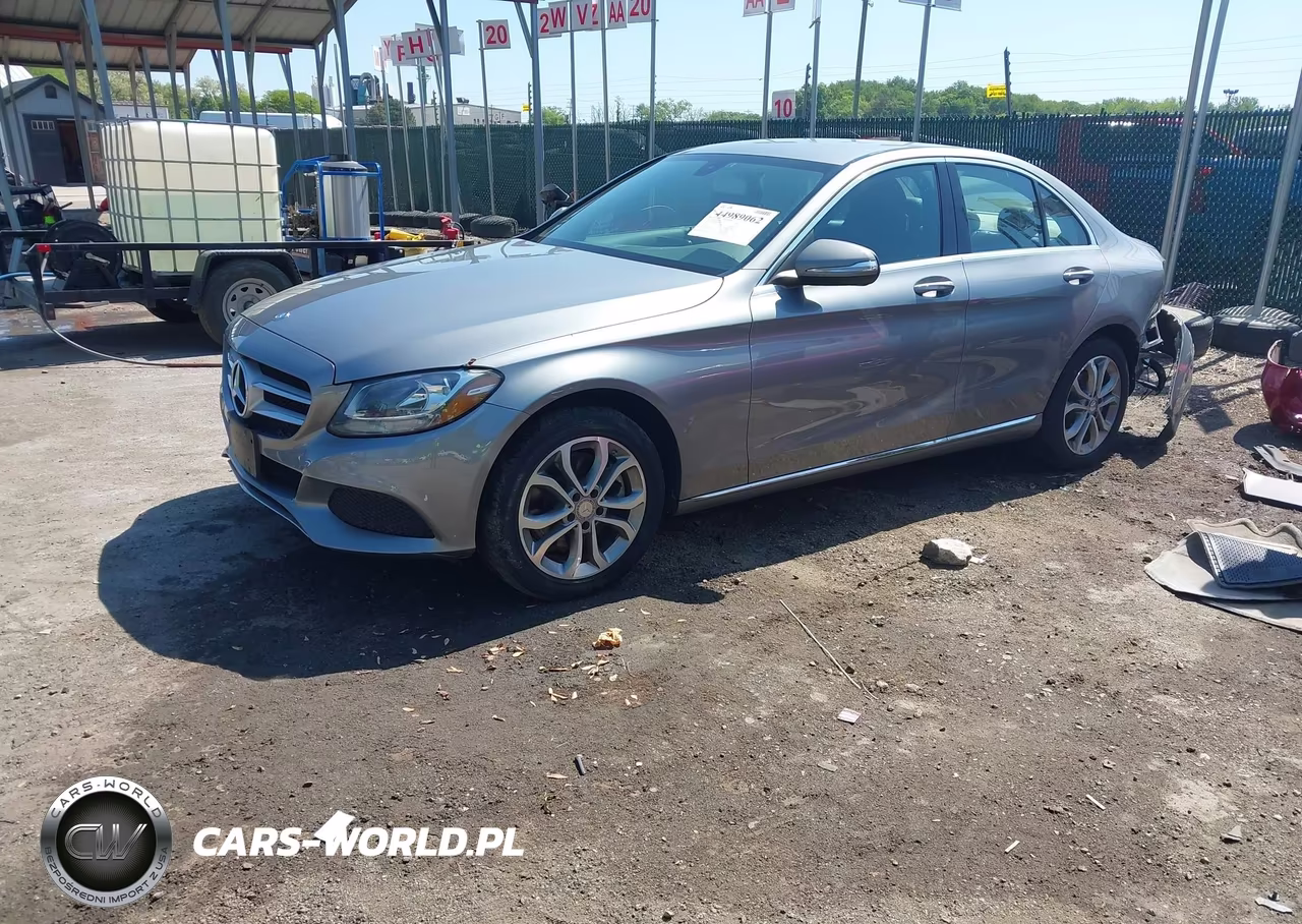 2015 Mercedes-Benz C 300 4Matic VIN:55SWF4KB0FU090404 - 2