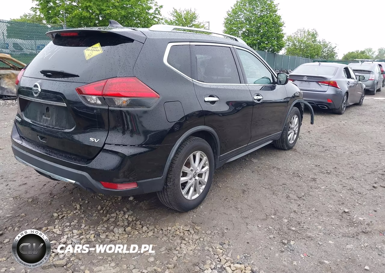 2017 Nissan Rogue Sv VIN:JN8AT2MT8HW385428 - 4