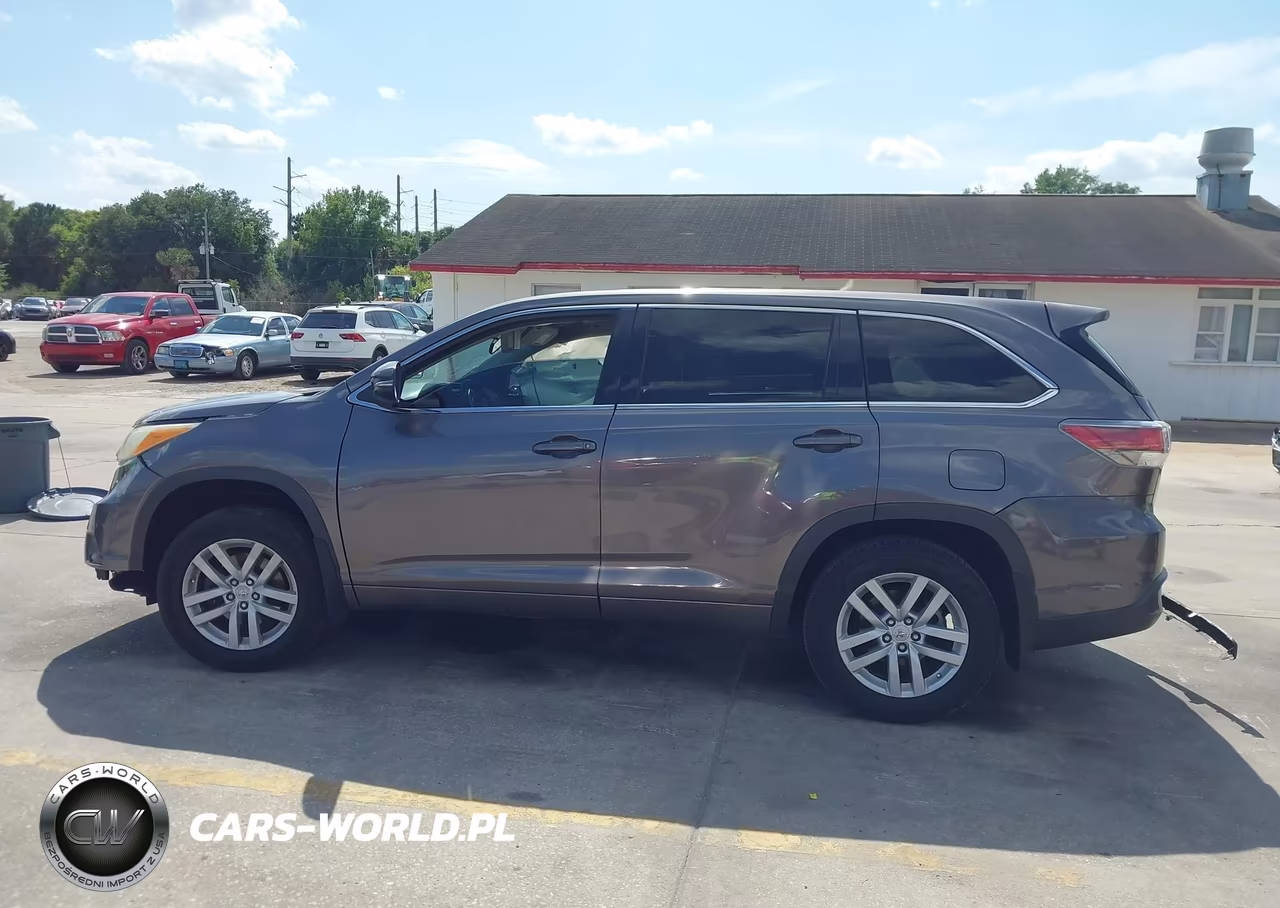 2014 Toyota Highlander Le VIN:5TDZARFH2ES005999 - 14