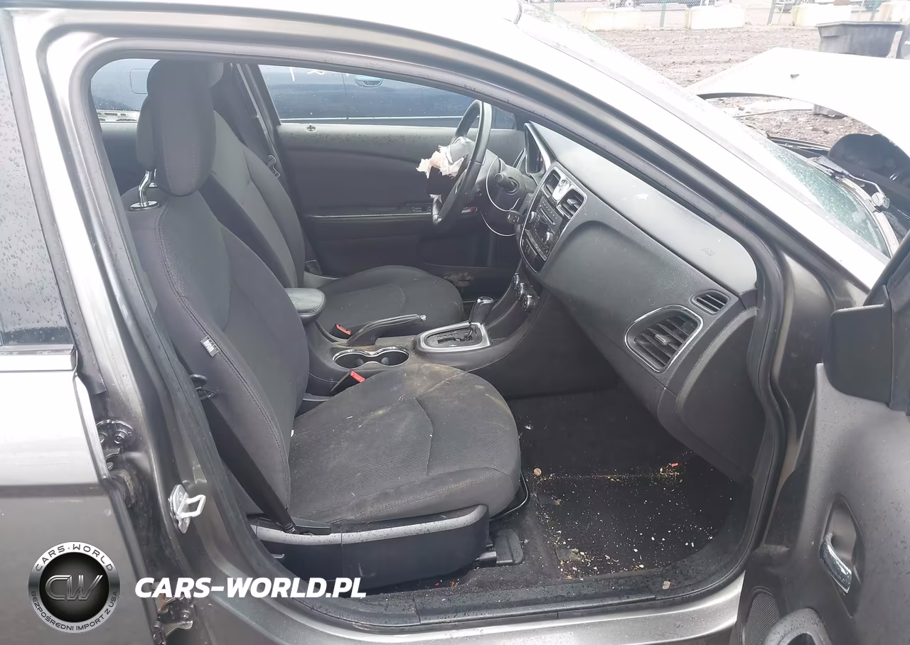 2012 Chrysler 200 Touring VIN:1C3CCBBB5CN278337 - 5