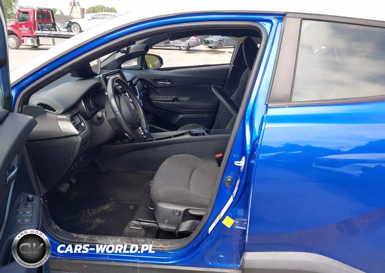 2018 Toyota C-Hr Xle Premium VIN:NMTKHMBX5JR029610 - 5