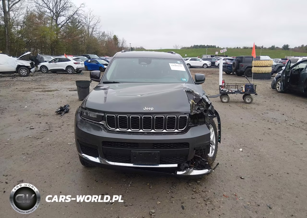 2022 Jeep Grand Cherokee L Laredo 4X4 VIN:1C4RJKAG3N8525476 - 13