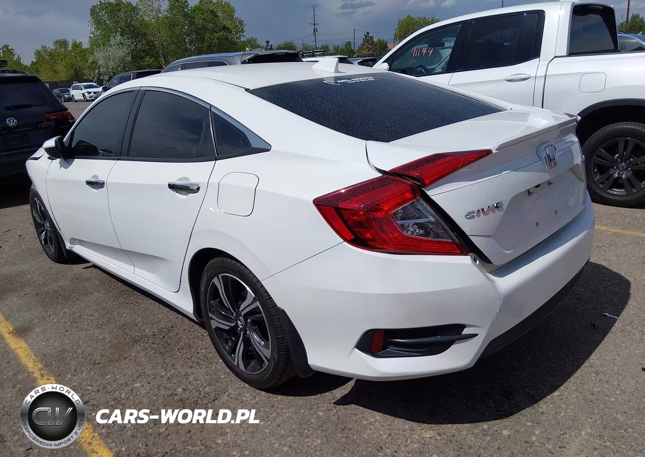 2016 Honda Civic Touring VIN:2HGFC1F94GH631676 - 3
