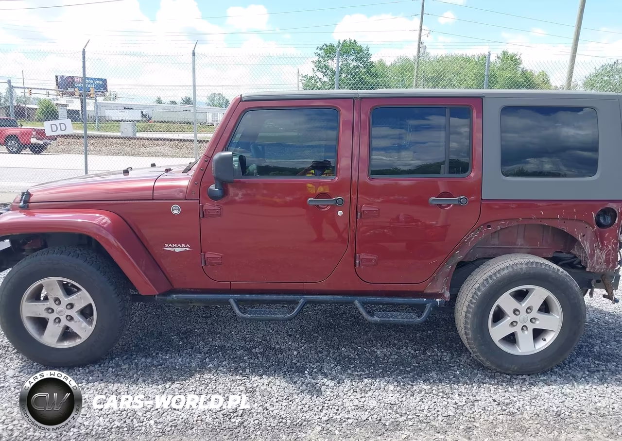 2009 Jeep Wrangler Unlimited Sahara VIN:1J4GA59159L770754 - 14