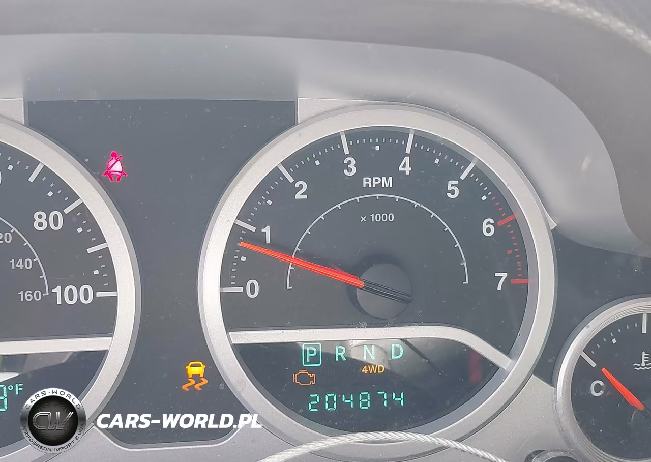 2009 Jeep Wrangler Unlimited Sahara VIN:1J4GA59159L770754 - 15