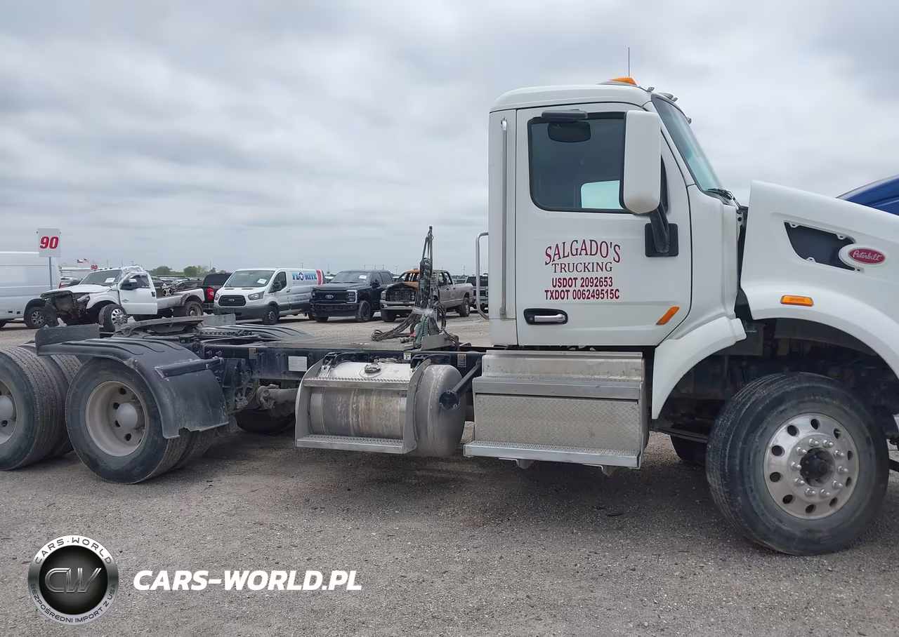 2018 Peterbilt 567 VIN:1XPCDP9X1JD490872 - 13