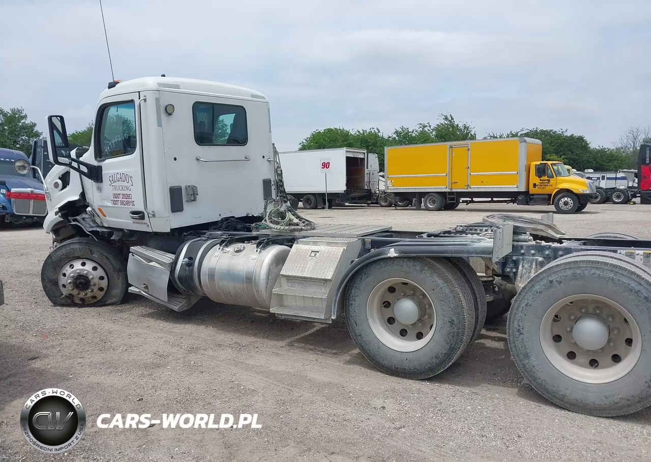 2018 Peterbilt 567 VIN:1XPCDP9X1JD490872 - 14