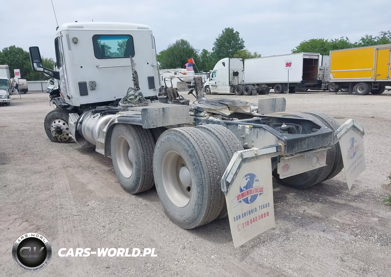 2018 Peterbilt 567 VIN:1XPCDP9X1JD490872 - 3