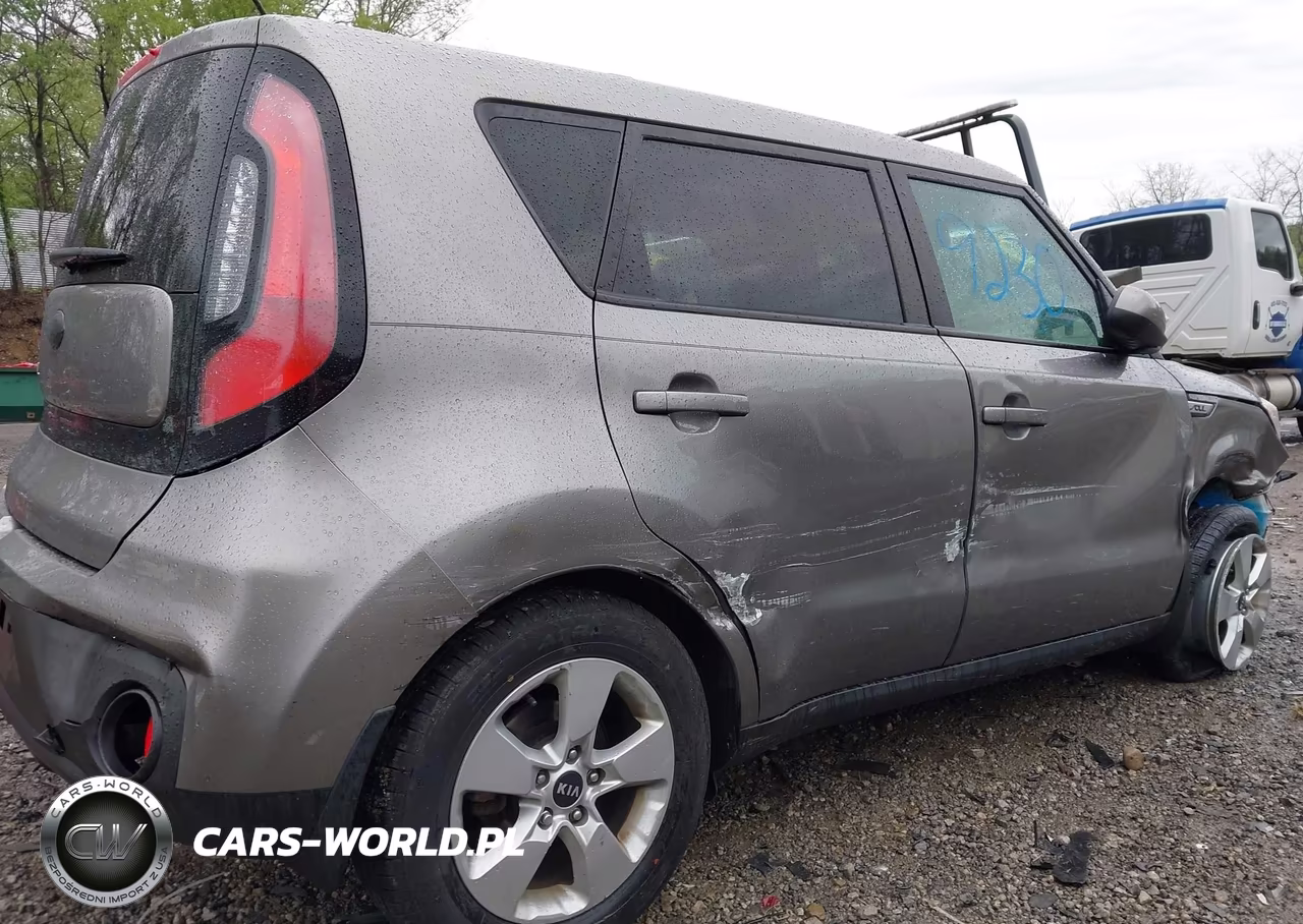 2017 Kia Soul VIN:KNDJN2A28H7491812 - 13