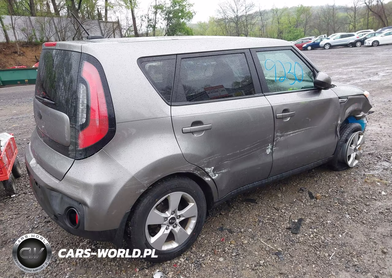 2017 Kia Soul VIN:KNDJN2A28H7491812 - 4