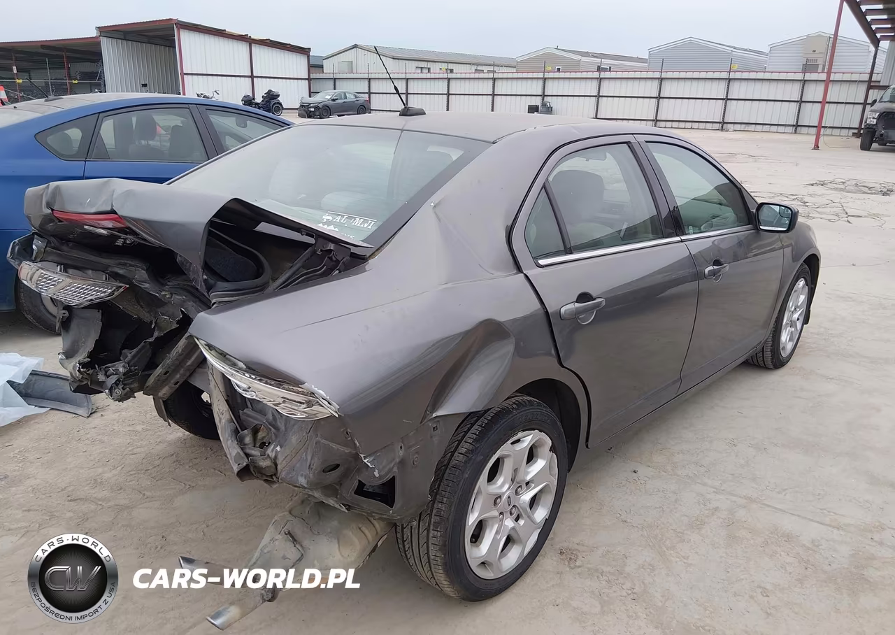 2011 Ford Fusion Se VIN:3FAHP0HAXBR178406 - 4