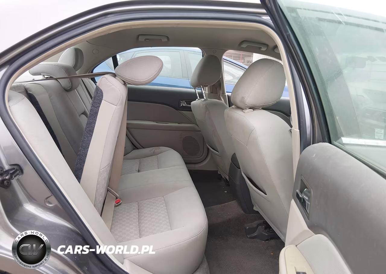 2011 Ford Fusion Se VIN:3FAHP0HAXBR178406 - 8