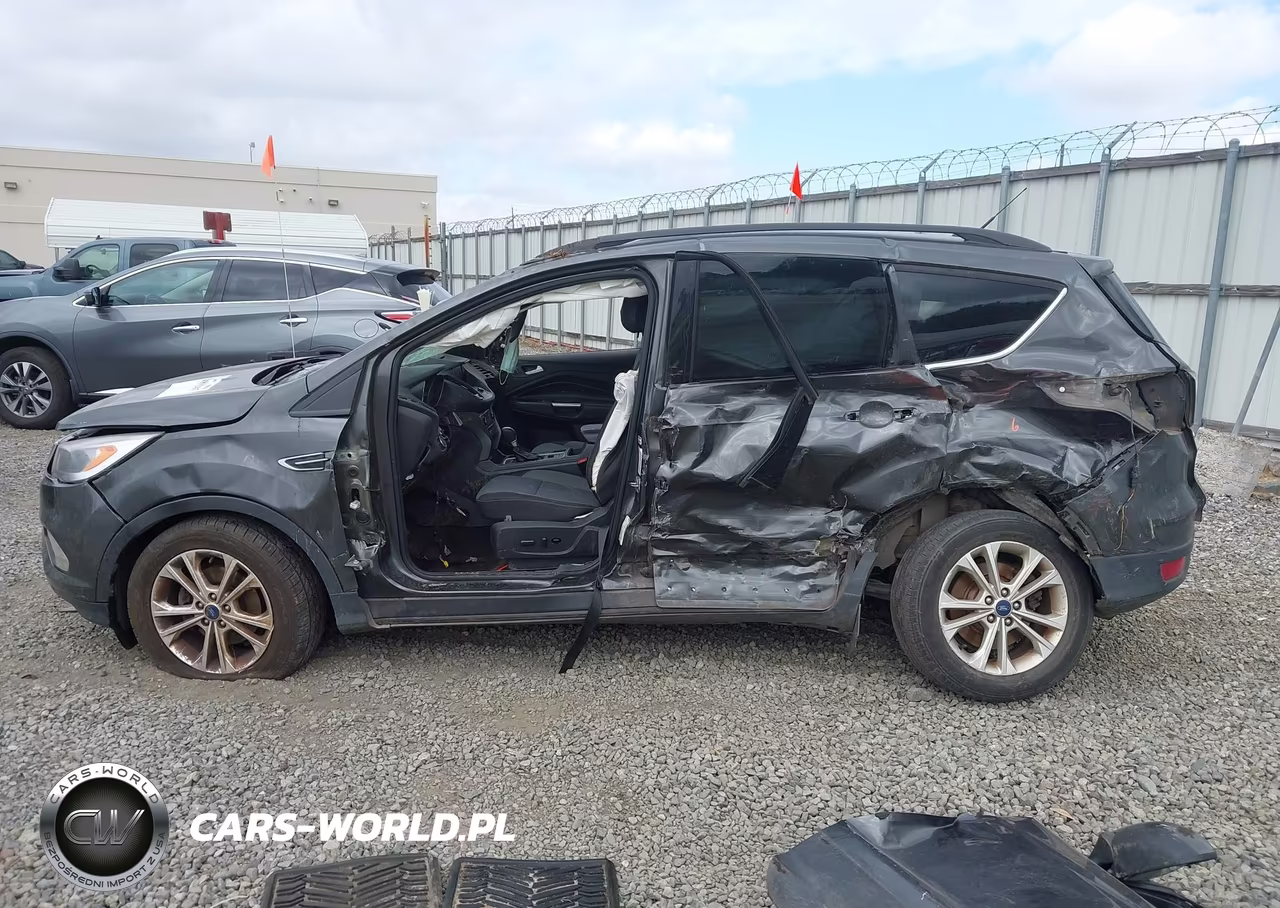 2017 Ford Escape Se VIN:1FMCU0GD0HUE32971 - 15
