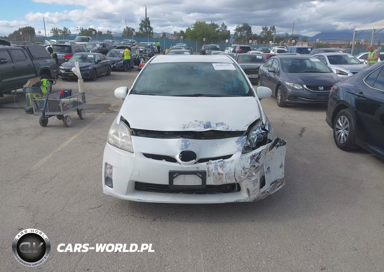 2011 Toyota Prius VIN:JTDKN3DU4B1436033 - 11