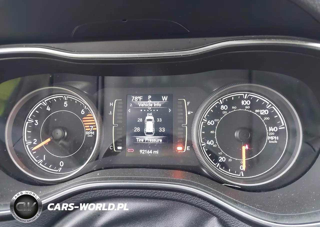 2021 Jeep Cherokee Latitude Plus Fwd VIN:1C4PJLLB5MD179841 - 7