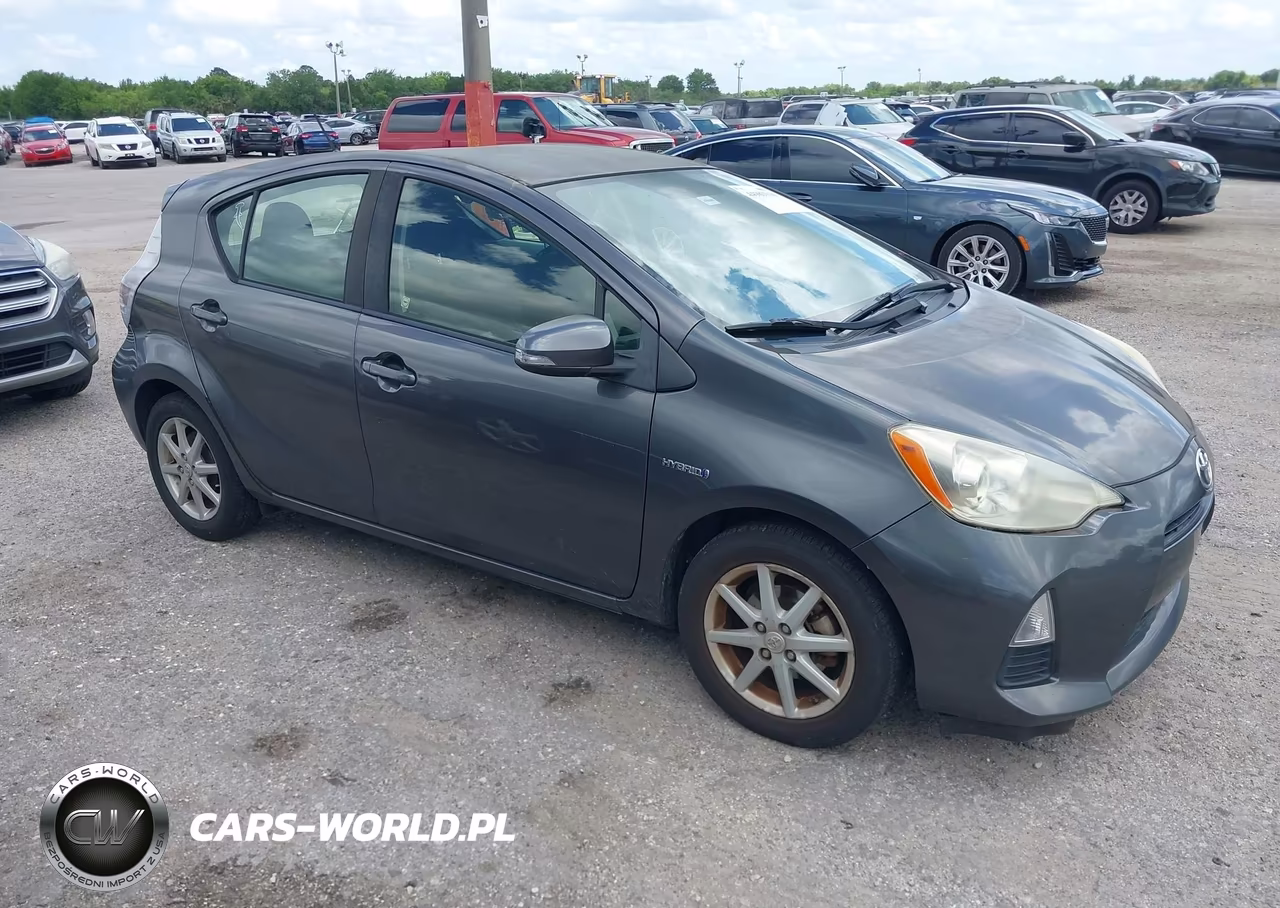 2013 Toyota Prius C Three