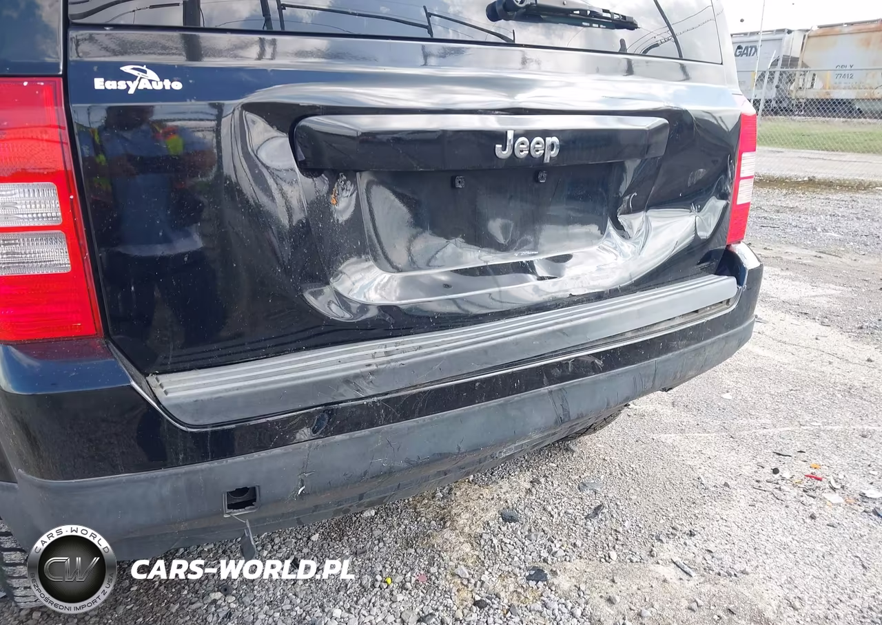2015 Jeep Patriot Sport VIN:1C4NJPBB3FD349682 - 13