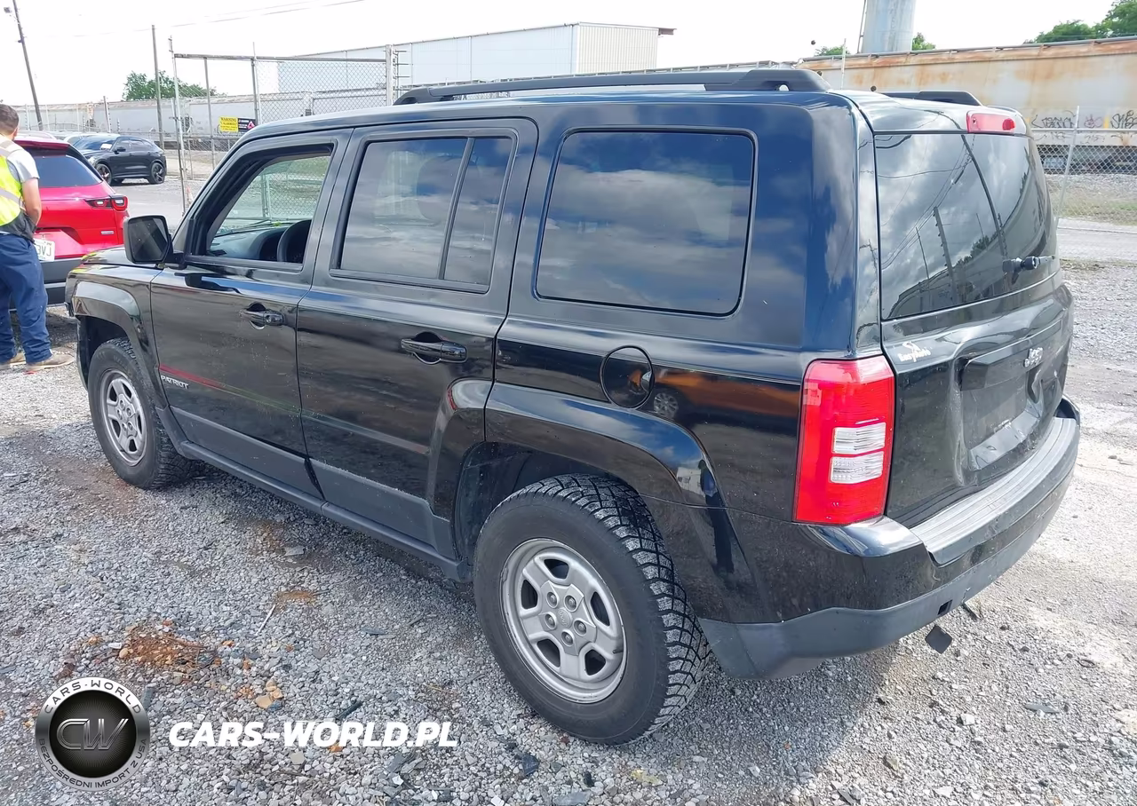 2015 Jeep Patriot Sport VIN:1C4NJPBB3FD349682 - 3