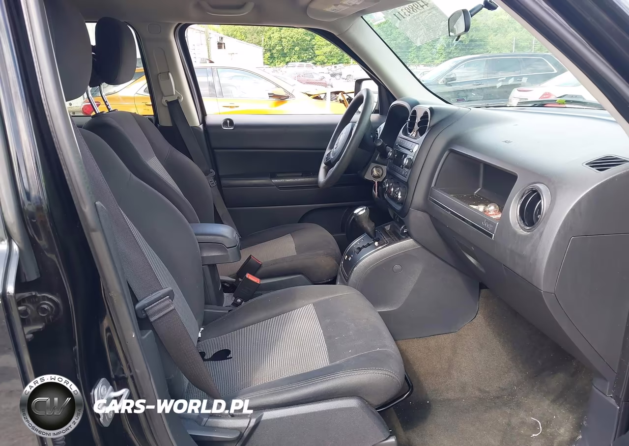 2015 Jeep Patriot Sport VIN:1C4NJPBB3FD349682 - 5