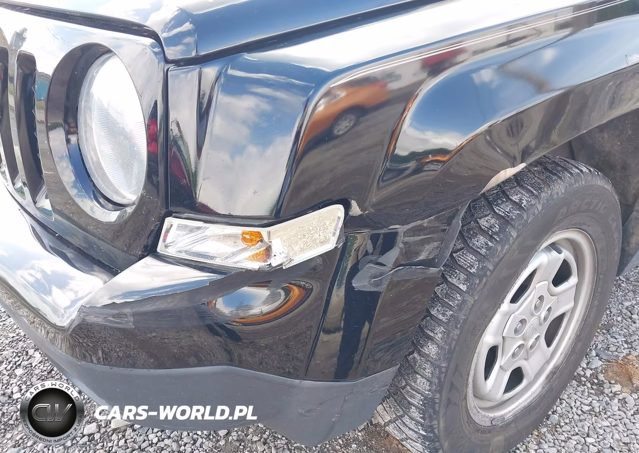 2015 Jeep Patriot Sport VIN:1C4NJPBB3FD349682 - 6