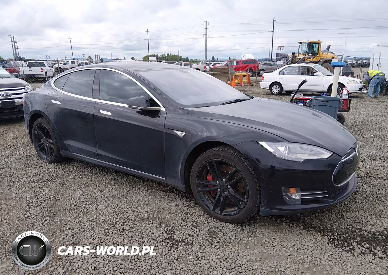 2014 Tesla Model S