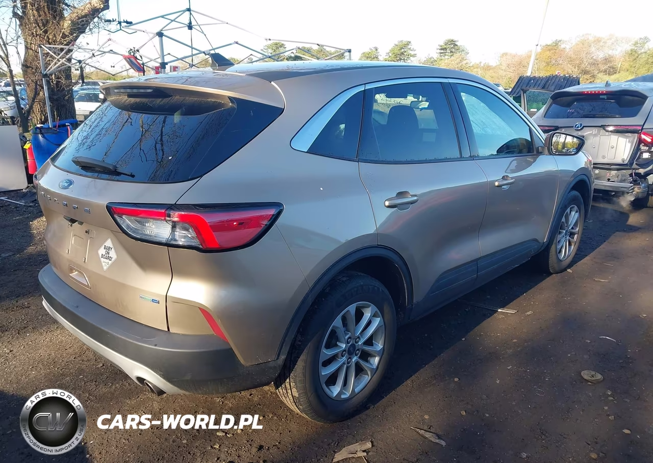 2020 Ford Escape Se VIN:1FMCU9G65LUB37749 - 4
