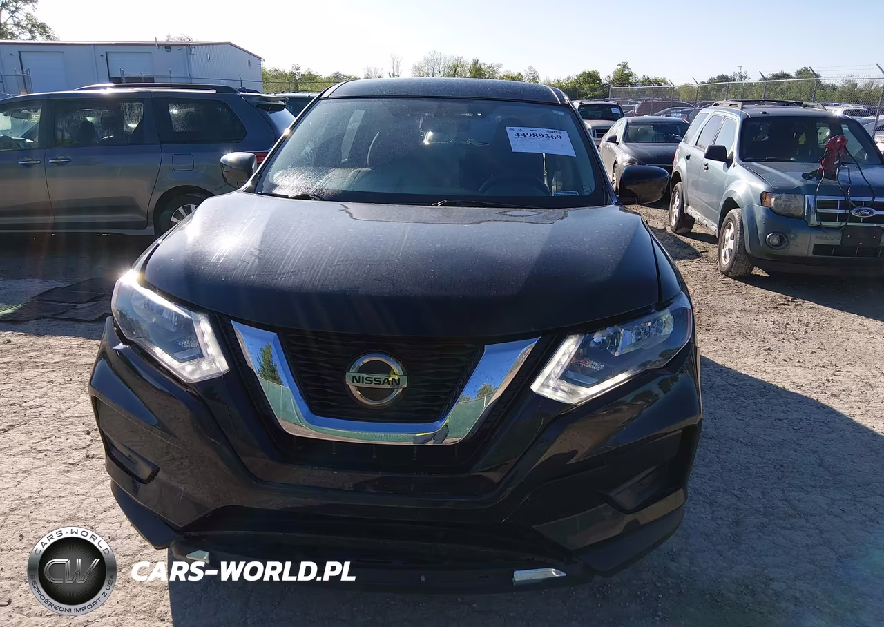 2018 Nissan Rogue S VIN:5N1AT2MV0JC720004 - 13