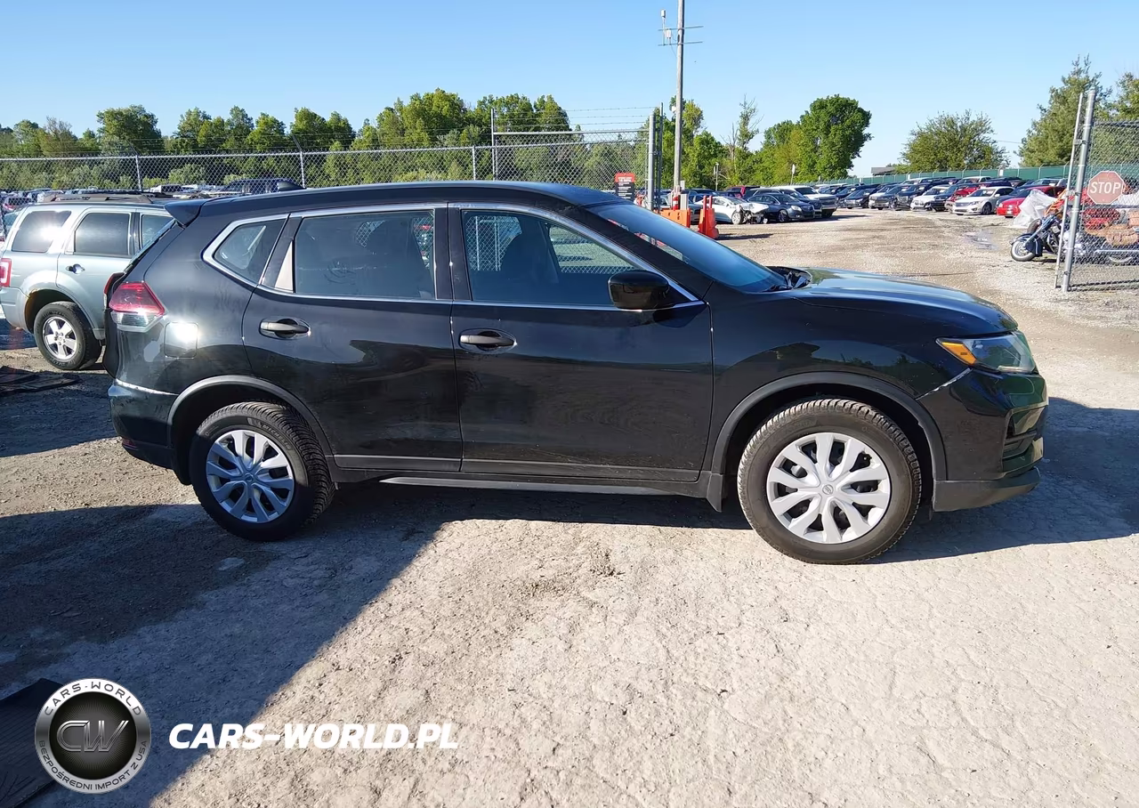 2018 Nissan Rogue S VIN:5N1AT2MV0JC720004 - 14