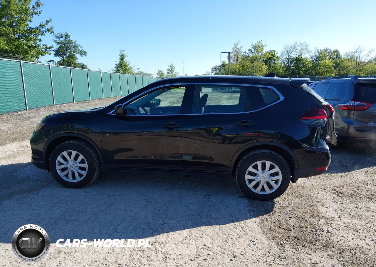 2018 Nissan Rogue S VIN:5N1AT2MV0JC720004 - 15