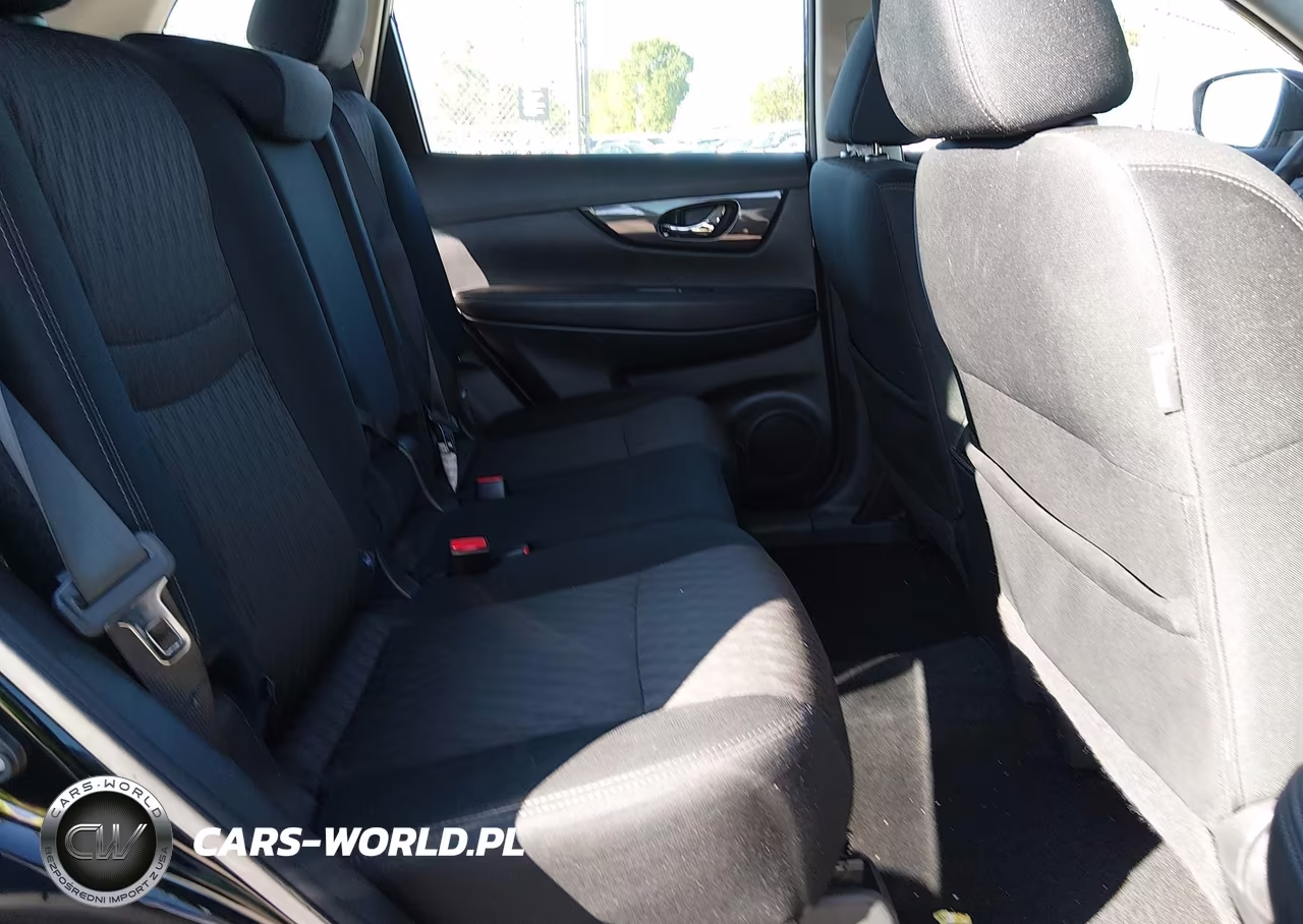 2018 Nissan Rogue S VIN:5N1AT2MV0JC720004 - 8